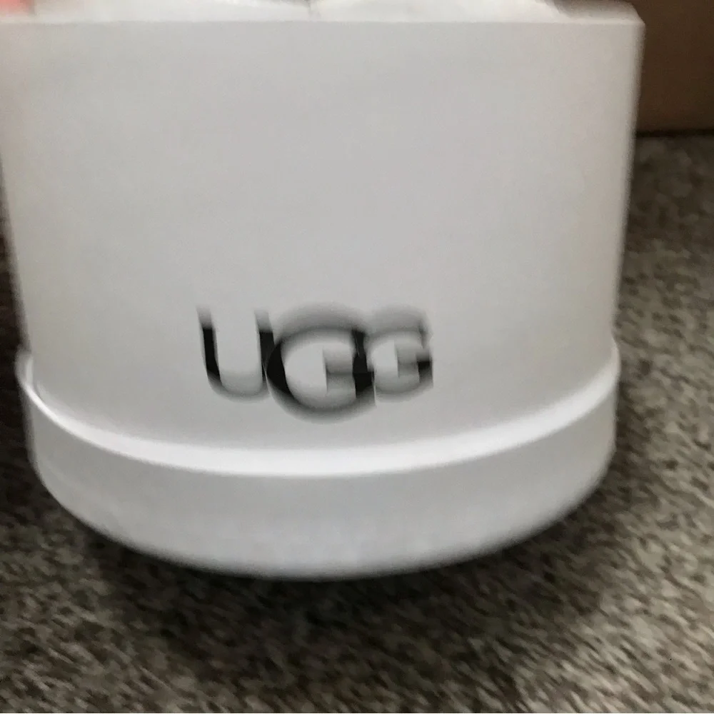 Ugg Faux Fur Animal Ears Kids Earmuffs New With Tags In Box
